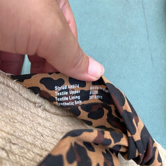 J Crew Twisted Knot Espadrille Sandals in Leopard Canvas NWT - Picture 4 of 6